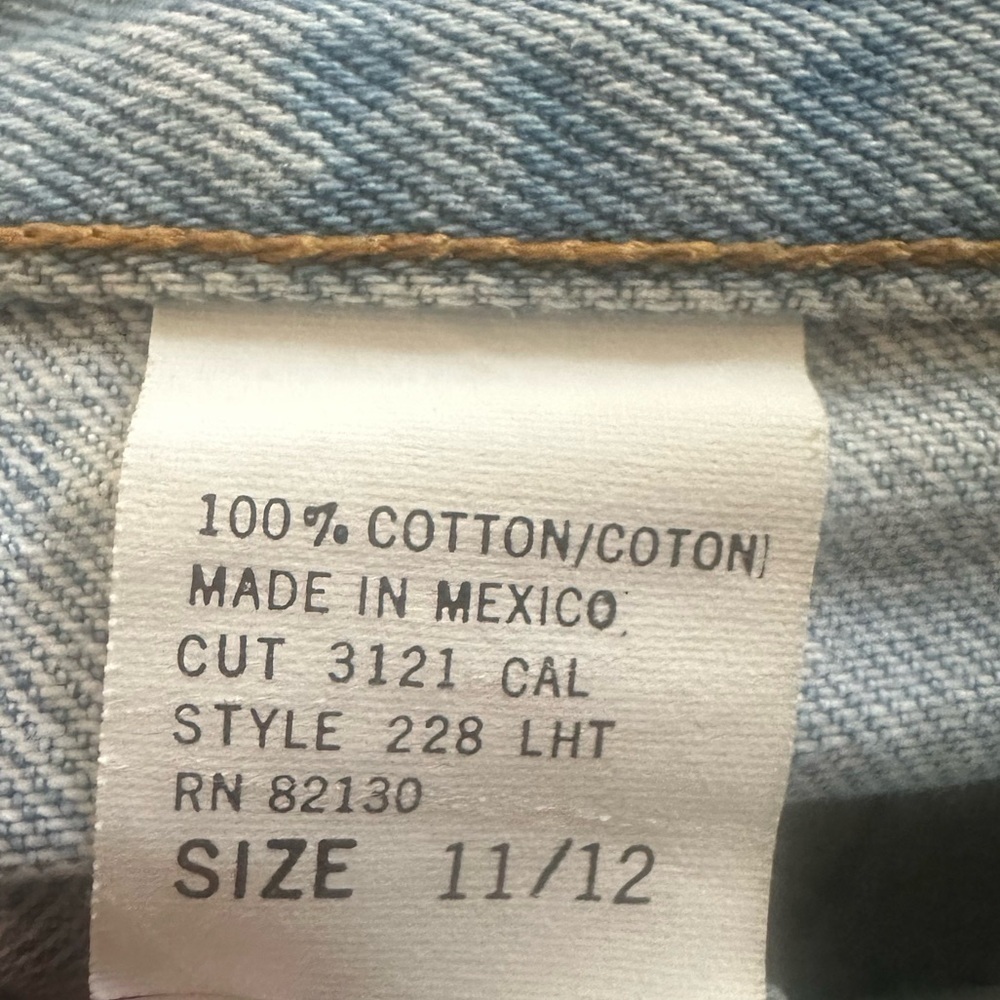 Vintage Authentic Fresno Woman’s Jeans - Picture 8 of 8
